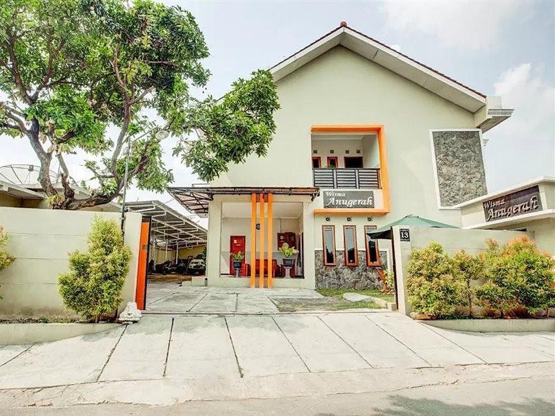 Oyo 3338 Anugerah Syariah 2*
