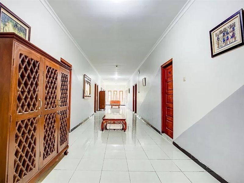 Oyo 3338 Anugerah Syariah 2* Surakarta (Solo)