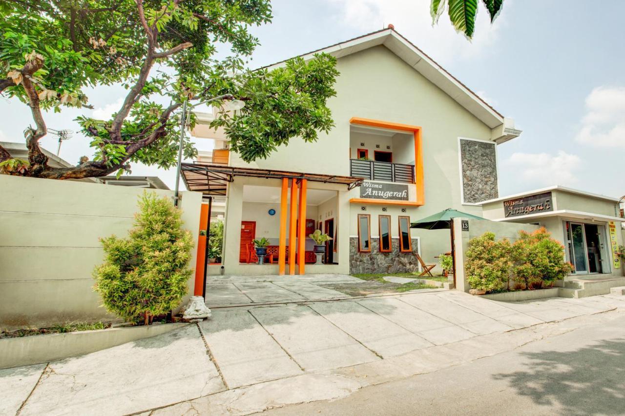 Hotel Oyo 3338 Anugerah Syariah Surakarta (Solo)